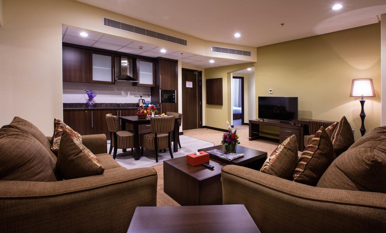 Orange Suites Hotel Manama Extérieur photo