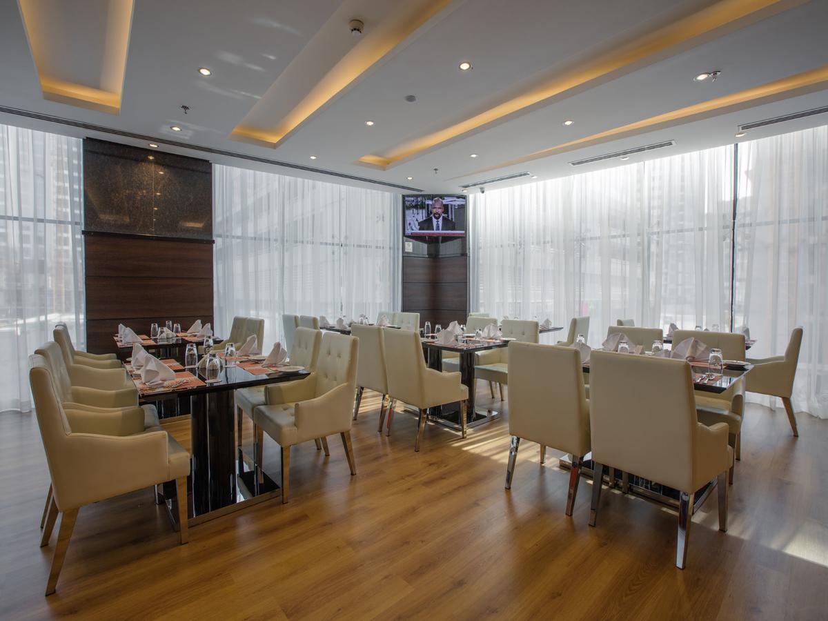 Orange Suites Hotel Manama Extérieur photo