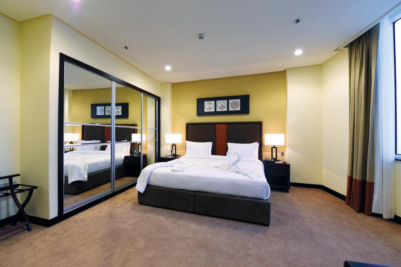 Orange Suites Hotel Manama Extérieur photo