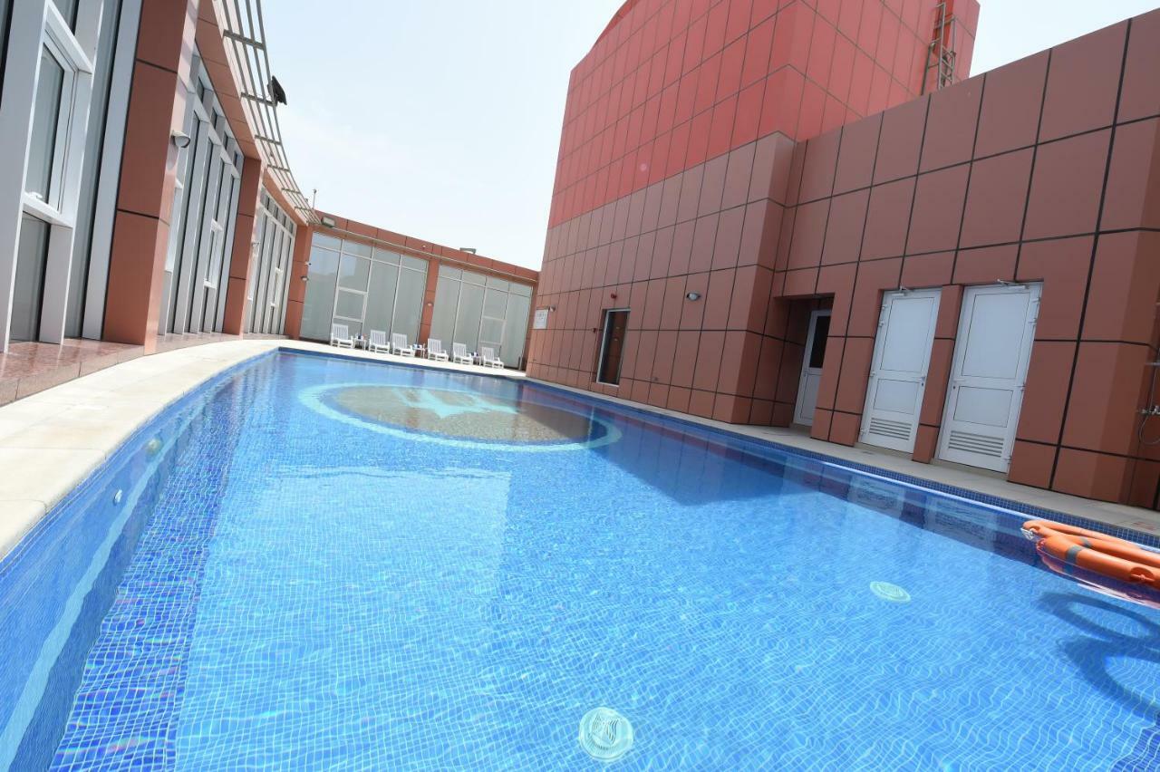 Orange Suites Hotel Manama Extérieur photo